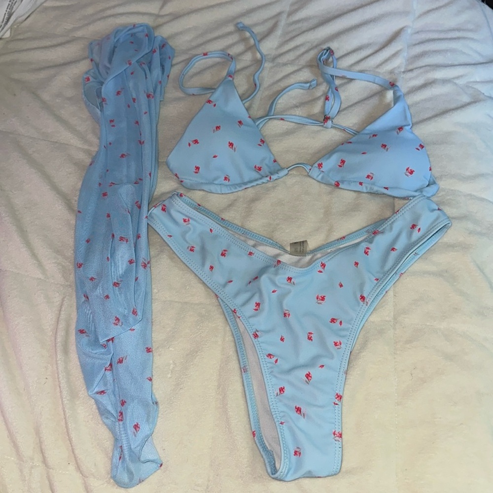 Blue floral bikini 3 piece set